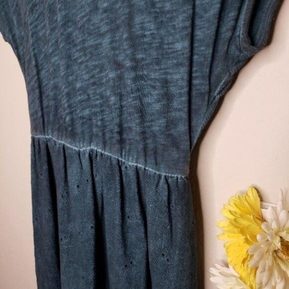 Amadi open back eyelet dress green size small - Picture 8 of 12